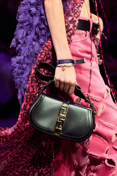 Look 67